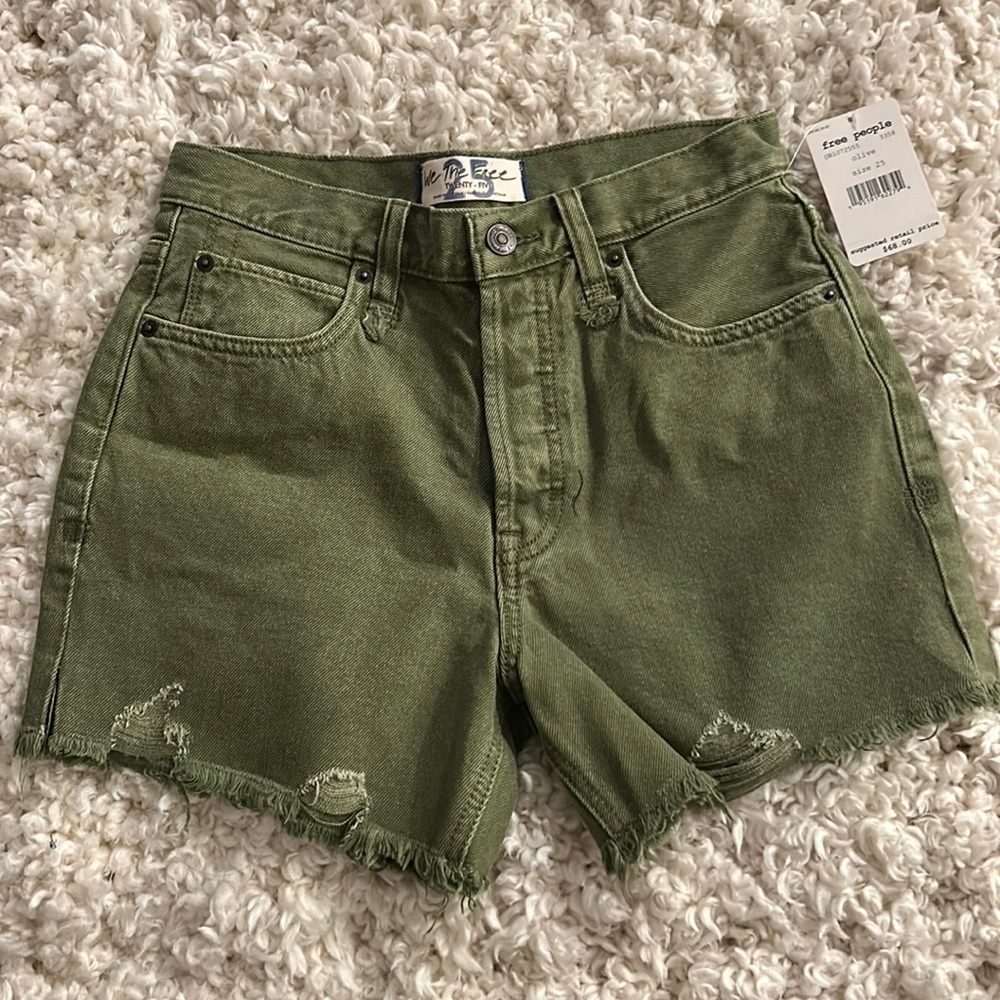 NWT FREE PEOPLE SHORTS🌿